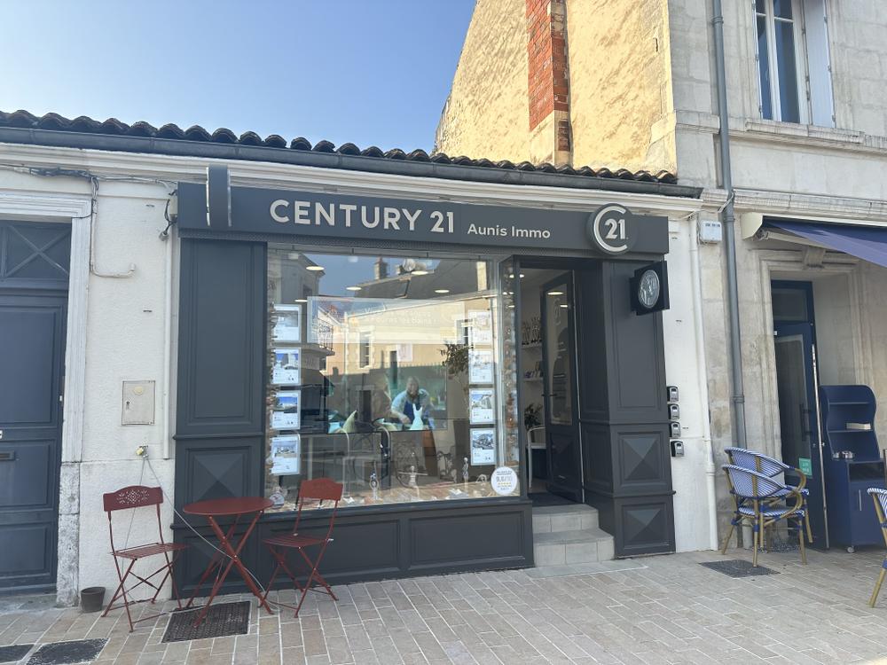 Century 21 vitrine Fouras Aunis-Immo