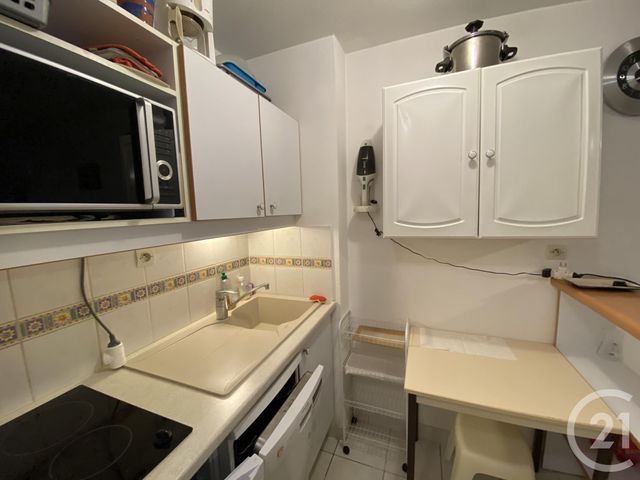 Appartement F2 à louer - 2 pièces - 37.0 m2 - FOURAS - 17 - POITOU-CHARENTES - Century 21 Aunis Immo