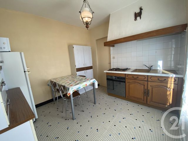 maison à louer - 2 pièces - 34.0 m2 - FOURAS - 17 - POITOU-CHARENTES - Century 21 Aunis Immo