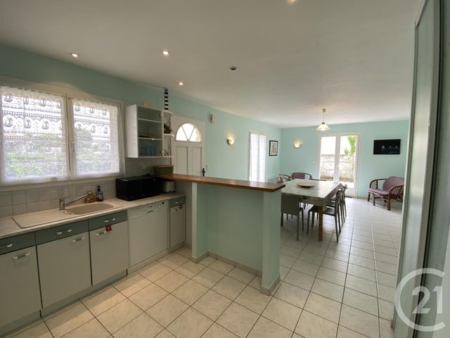 maison à louer - 4 pièces - 70.0 m2 - FOURAS - 17 - POITOU-CHARENTES - Century 21 Aunis Immo