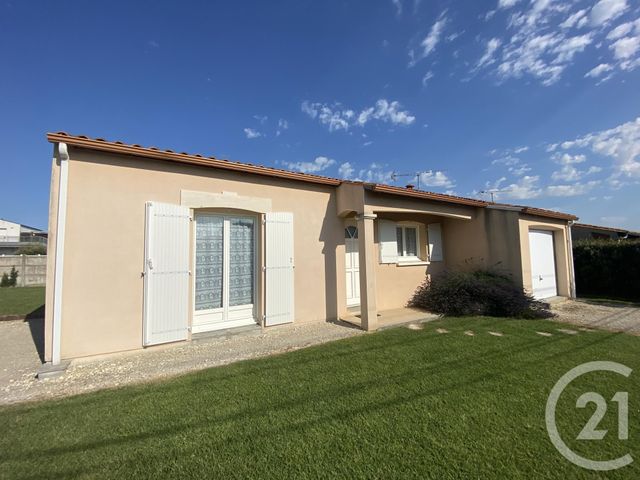 maison à louer - 4 pièces - 70.0 m2 - FOURAS - 17 - POITOU-CHARENTES - Century 21 Aunis Immo