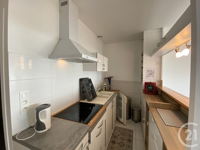 Appartement à louer - 2 pièces - 36.0 m2 - FOURAS - 17 - POITOU-CHARENTES - Century 21 Aunis Immo