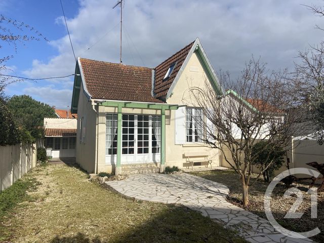 maison à louer - 4 pièces - 60.0 m2 - FOURAS - 17 - POITOU-CHARENTES - Century 21 Aunis Immo