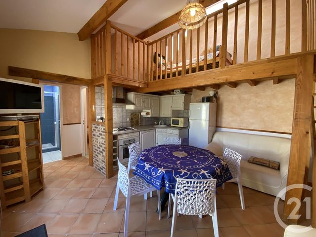 maison à louer - 4 pièces - 43.0 m2 - FOURAS - 17 - POITOU-CHARENTES - Century 21 Aunis Immo