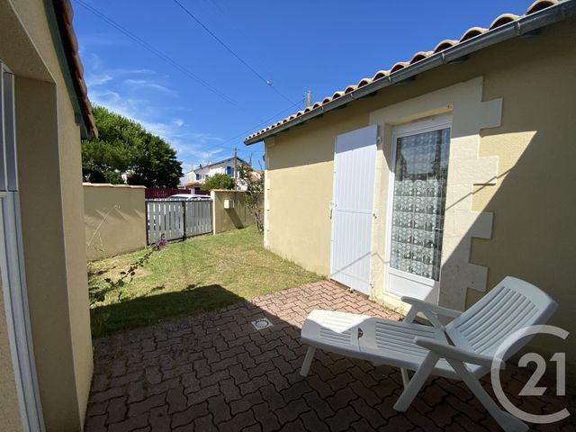 maison à louer - 4 pièces - 43.0 m2 - FOURAS - 17 - POITOU-CHARENTES - Century 21 Aunis Immo