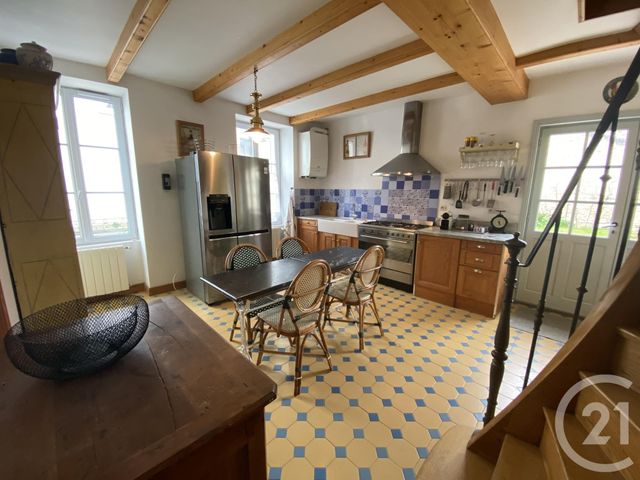 maison à louer - 6 pièces - 140.0 m2 - FOURAS - 17 - POITOU-CHARENTES - Century 21 Aunis Immo