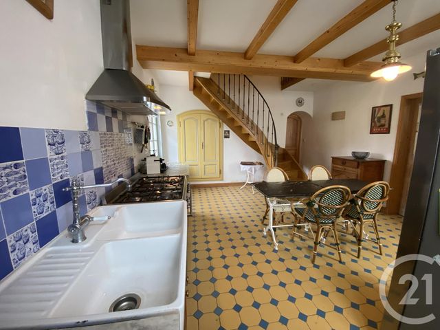 maison à louer - 6 pièces - 140.0 m2 - FOURAS - 17 - POITOU-CHARENTES - Century 21 Aunis Immo