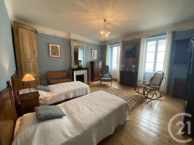 maison à louer - 6 pièces - 140.0 m2 - FOURAS - 17 - POITOU-CHARENTES - Century 21 Aunis Immo