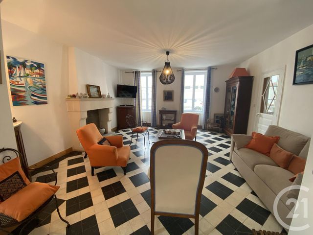 maison à louer - 6 pièces - 140.0 m2 - FOURAS - 17 - POITOU-CHARENTES - Century 21 Aunis Immo