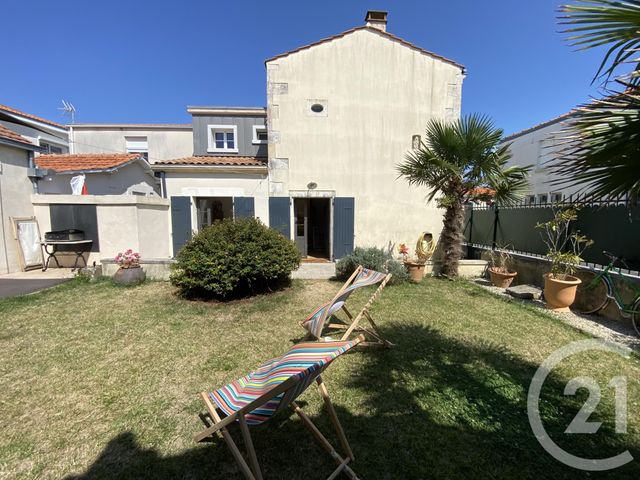maison à louer - 6 pièces - 140.0 m2 - FOURAS - 17 - POITOU-CHARENTES - Century 21 Aunis Immo