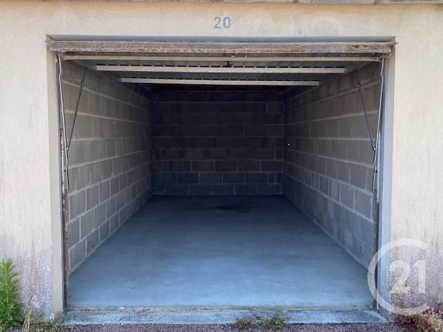parking à louer - 17.0 m2 - FOURAS - 17 - POITOU-CHARENTES - Century 21 Aunis Immo