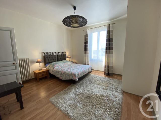 Afficher la photo en grand Appartement F4 à vendre - 4 pièces - 106.63 m2 - FOURAS - 17 - POITOU-CHARENTES - Century 21 Aunis Immo