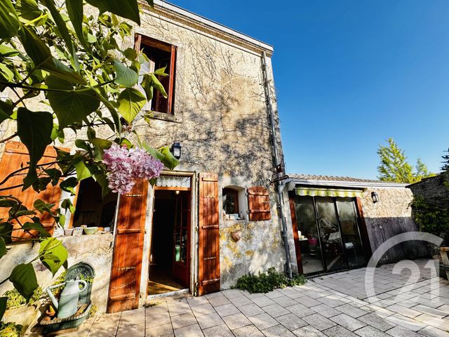 maison à vendre - 6 pièces - 130.7 m2 - FOURAS - 17 - POITOU-CHARENTES - Century 21 Aunis Immo