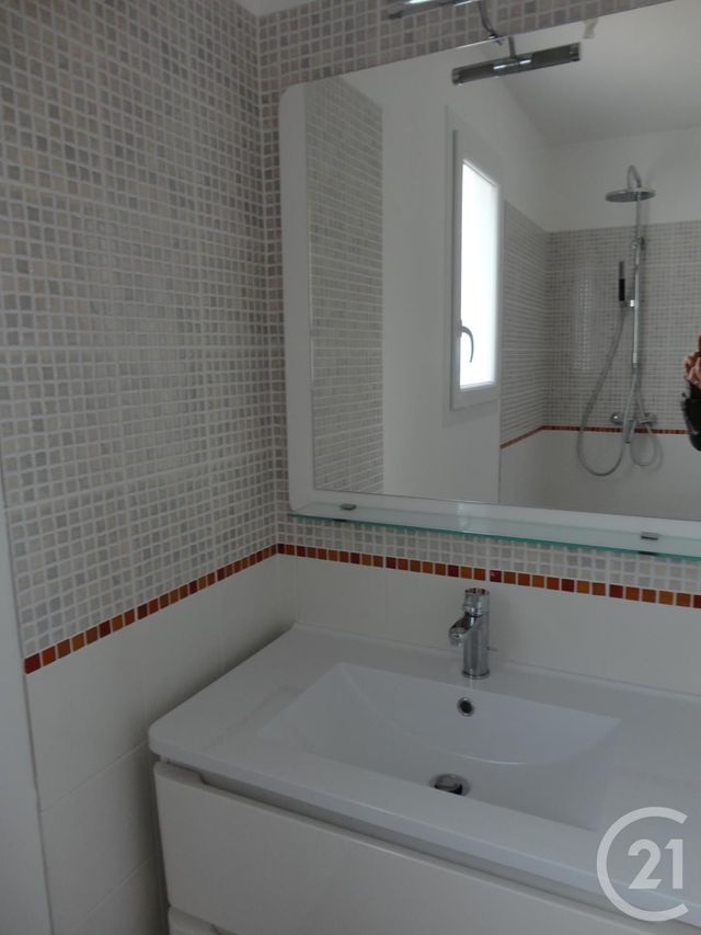 maison à louer - 4 pièces - 77.0 m2 - FOURAS - 17 - POITOU-CHARENTES - Century 21 Aunis Immo maison à louer - 4 pièces - 77.0 m2 - FOURAS - 17 - POITOU-CHARENTES - Century 21 Aunis Immo