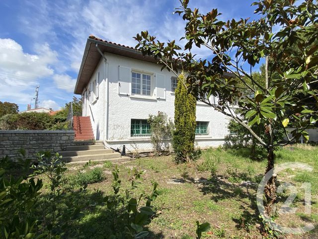Afficher la photo en grand maison à vendre - 5 pièces - 176.4 m2 - FOURAS - 17 - POITOU-CHARENTES - Century 21 Aunis Immo