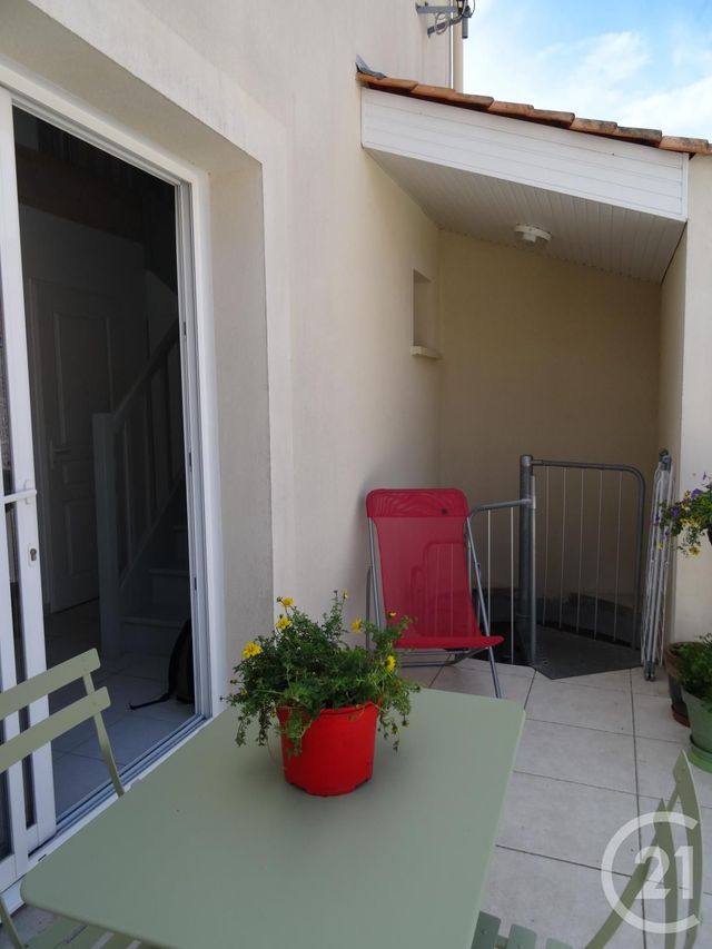 Afficher la photo en grand Appartement Duplex à vendre - 3 pièces - 51.09 m2 - FOURAS - 17 - POITOU-CHARENTES - Century 21 Aunis Immo