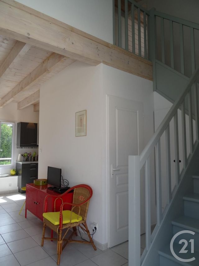 Afficher la photo en grand Appartement Duplex à vendre - 3 pièces - 51.09 m2 - FOURAS - 17 - POITOU-CHARENTES - Century 21 Aunis Immo