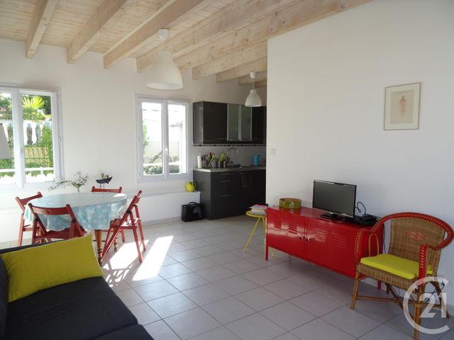 Afficher la photo en grand Appartement Duplex à vendre - 3 pièces - 51.09 m2 - FOURAS - 17 - POITOU-CHARENTES - Century 21 Aunis Immo