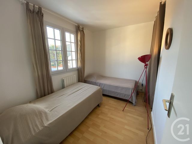 maison à louer - 5 pièces - 77.0 m2 - FOURAS - 17 - POITOU-CHARENTES - Century 21 Aunis Immo