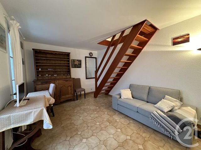 maison à louer - 5 pièces - 77.0 m2 - FOURAS - 17 - POITOU-CHARENTES - Century 21 Aunis Immo