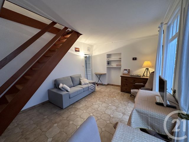 maison à louer - 5 pièces - 77.0 m2 - FOURAS - 17 - POITOU-CHARENTES - Century 21 Aunis Immo