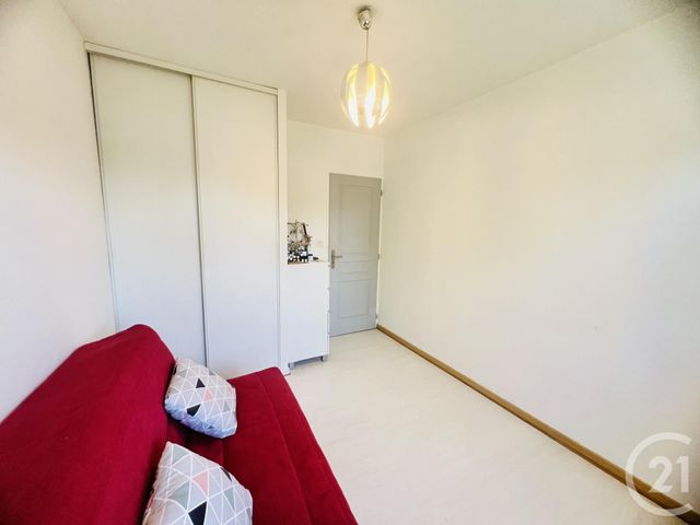 maison à vendre - 5 pièces - 113.6 m2 - ST LAURENT DE LA PREE - 17 - POITOU-CHARENTES - Century 21 Aunis Immo