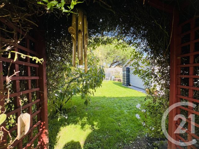 maison à vendre - 5 pièces - 113.6 m2 - ST LAURENT DE LA PREE - 17 - POITOU-CHARENTES - Century 21 Aunis Immo