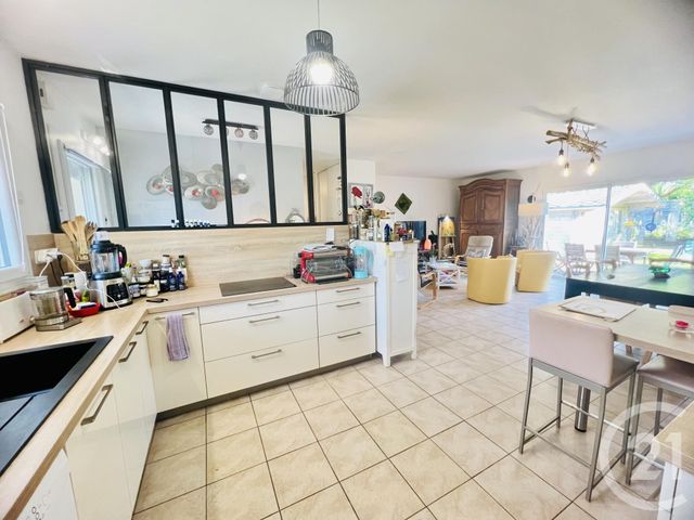 maison à vendre - 5 pièces - 113.6 m2 - ST LAURENT DE LA PREE - 17 - POITOU-CHARENTES - Century 21 Aunis Immo