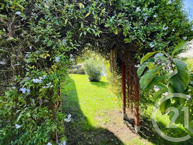 maison à vendre - 5 pièces - 113.6 m2 - ST LAURENT DE LA PREE - 17 - POITOU-CHARENTES - Century 21 Aunis Immo