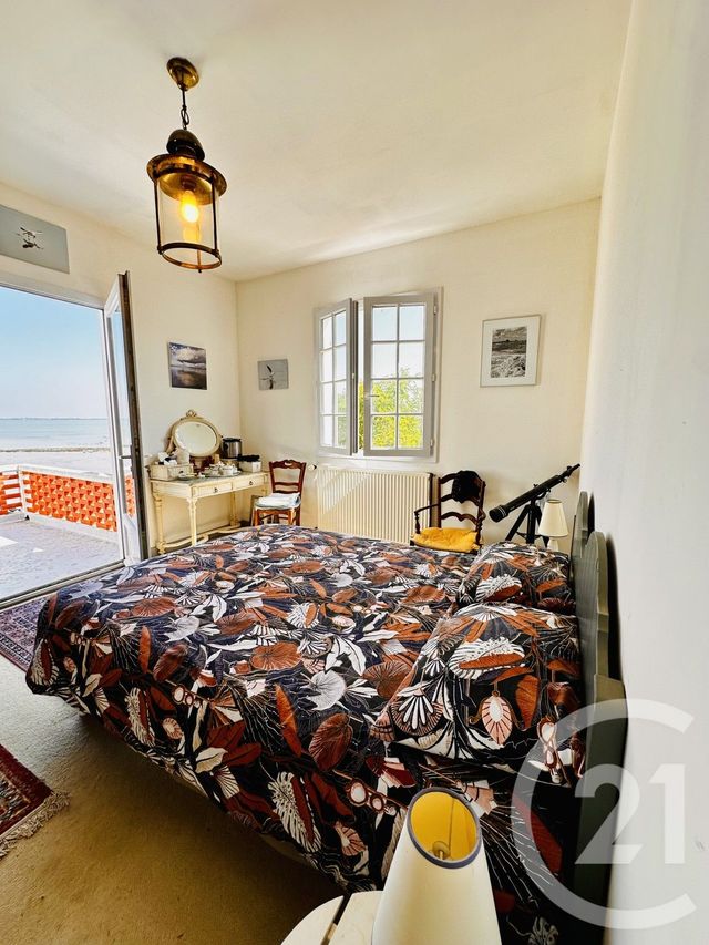 maison à vendre - 5 pièces - 126.9 m2 - FOURAS - 17 - POITOU-CHARENTES - Century 21 Aunis Immo