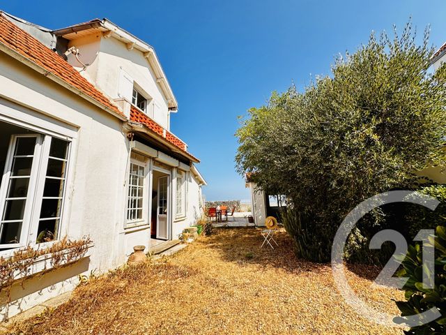maison à vendre - 5 pièces - 126.9 m2 - FOURAS - 17 - POITOU-CHARENTES - Century 21 Aunis Immo