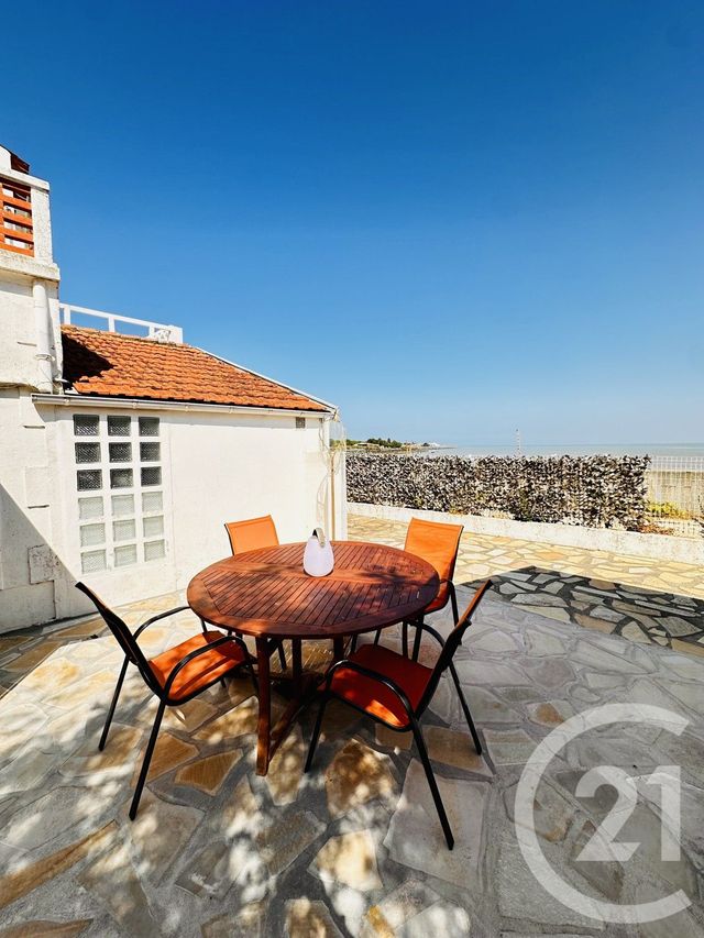 maison à vendre - 5 pièces - 126.9 m2 - FOURAS - 17 - POITOU-CHARENTES - Century 21 Aunis Immo