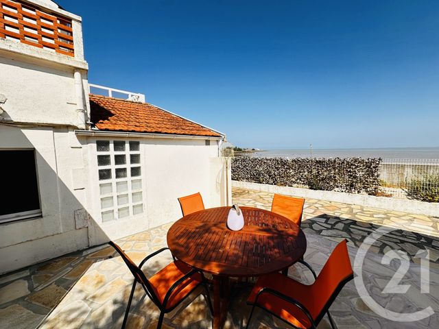 maison à vendre - 5 pièces - 126.9 m2 - FOURAS - 17 - POITOU-CHARENTES - Century 21 Aunis Immo
