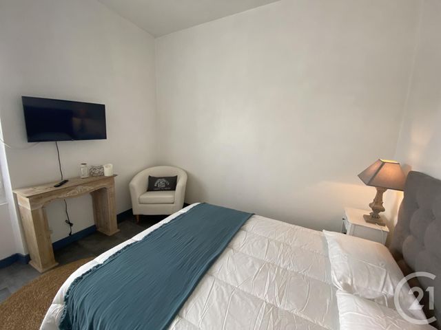 Appartement T2 à louer - 2 pièces - 32.0 m2 - FOURAS - 17 - POITOU-CHARENTES - Century 21 Aunis Immo