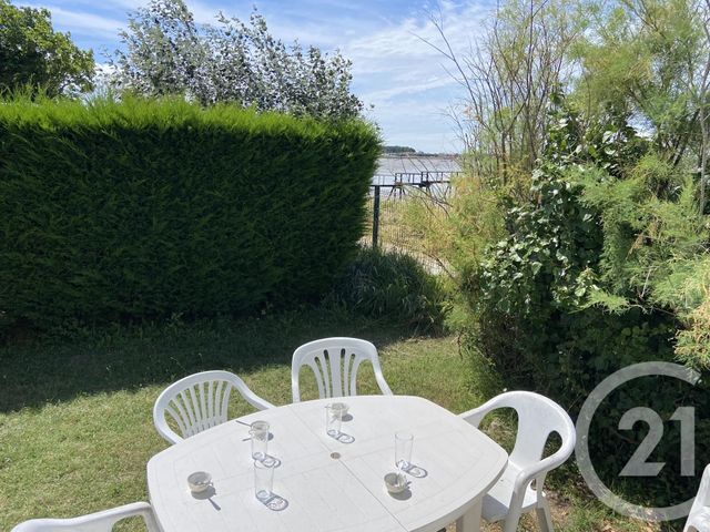 maison à louer - 3 pièces - 30.0 m2 - FOURAS - 17 - POITOU-CHARENTES - Century 21 Aunis Immo
