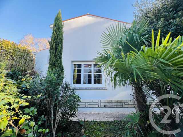 maison à vendre - 10 pièces - 270.6 m2 - FOURAS - 17 - POITOU-CHARENTES - Century 21 Aunis Immo