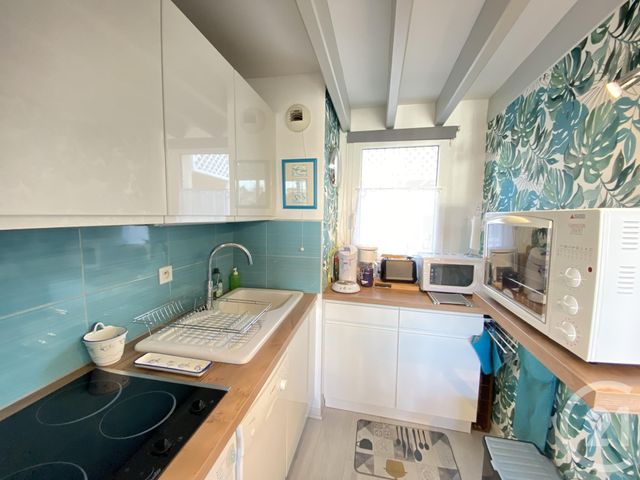 Appartement F3 bis à louer - 4 pièces - 62.0 m2 - FOURAS - 17 - POITOU-CHARENTES - Century 21 Aunis Immo