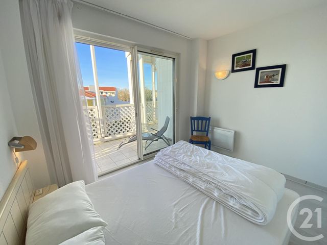 Appartement F3 bis à louer - 4 pièces - 62.0 m2 - FOURAS - 17 - POITOU-CHARENTES - Century 21 Aunis Immo