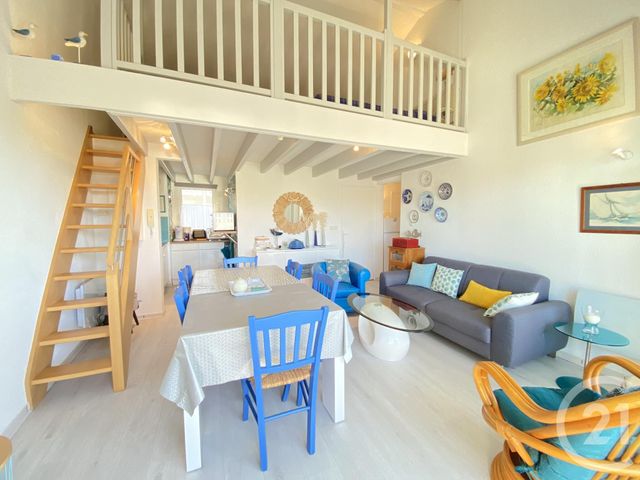 Appartement F3 bis à louer - 4 pièces - 62.0 m2 - FOURAS - 17 - POITOU-CHARENTES - Century 21 Aunis Immo
