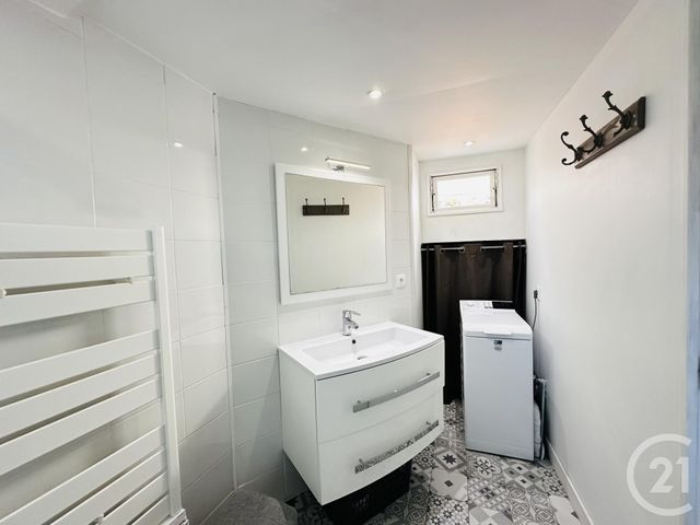 maison à louer - 3 pièces - 56.0 m2 - FOURAS - 17 - POITOU-CHARENTES - Century 21 Aunis Immo