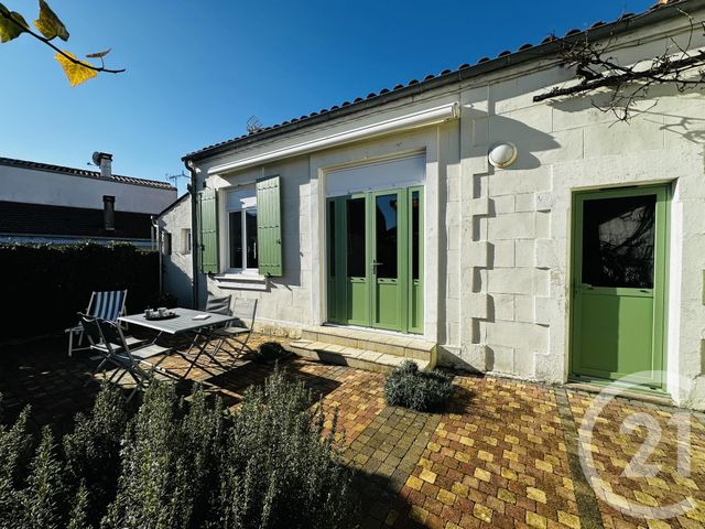 maison à louer - 3 pièces - 56.0 m2 - FOURAS - 17 - POITOU-CHARENTES - Century 21 Aunis Immo