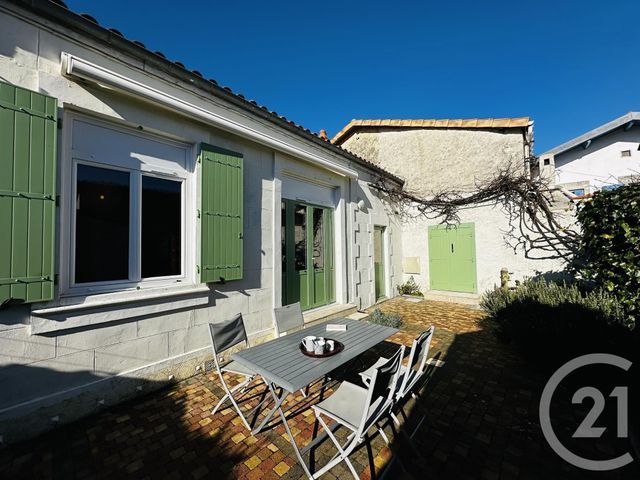 maison à louer - 3 pièces - 56.0 m2 - FOURAS - 17 - POITOU-CHARENTES - Century 21 Aunis Immo