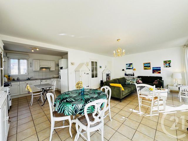 maison à louer - 5 pièces - 80.0 m2 - FOURAS - 17 - POITOU-CHARENTES - Century 21 Aunis Immo