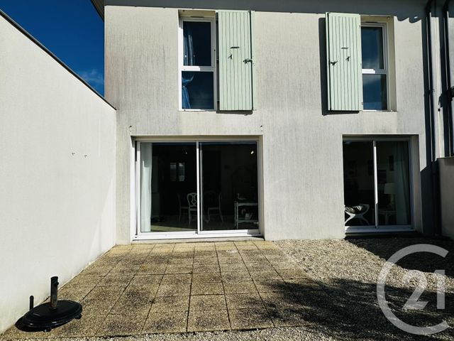 maison à louer - 5 pièces - 80.0 m2 - FOURAS - 17 - POITOU-CHARENTES - Century 21 Aunis Immo