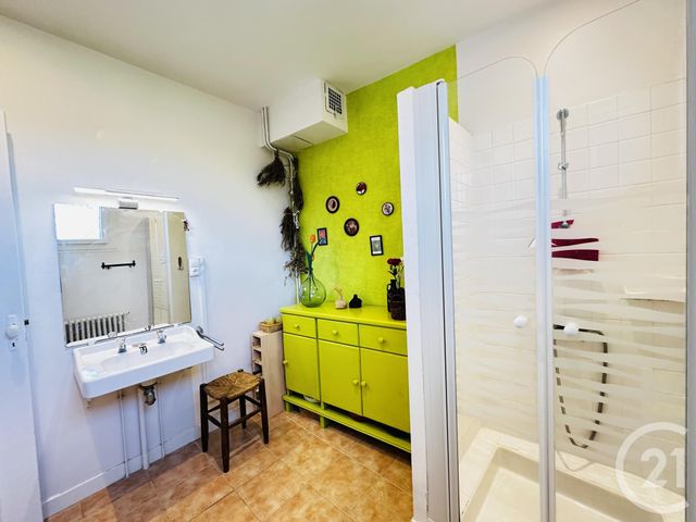 maison à louer - 5 pièces - 100.0 m2 - FOURAS - 17 - POITOU-CHARENTES - Century 21 Aunis Immo