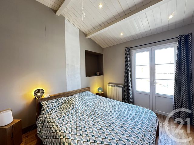 maison à louer - 6 pièces - 170.0 m2 - FOURAS - 17 - POITOU-CHARENTES - Century 21 Aunis Immo