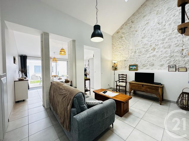 maison à louer - 3 pièces - 70.0 m2 - FOURAS - 17 - POITOU-CHARENTES - Century 21 Aunis Immo