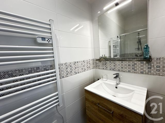 maison à louer - 3 pièces - 70.0 m2 - FOURAS - 17 - POITOU-CHARENTES - Century 21 Aunis Immo