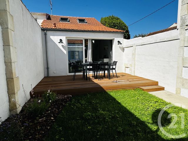 maison à louer - 3 pièces - 70.0 m2 - FOURAS - 17 - POITOU-CHARENTES - Century 21 Aunis Immo