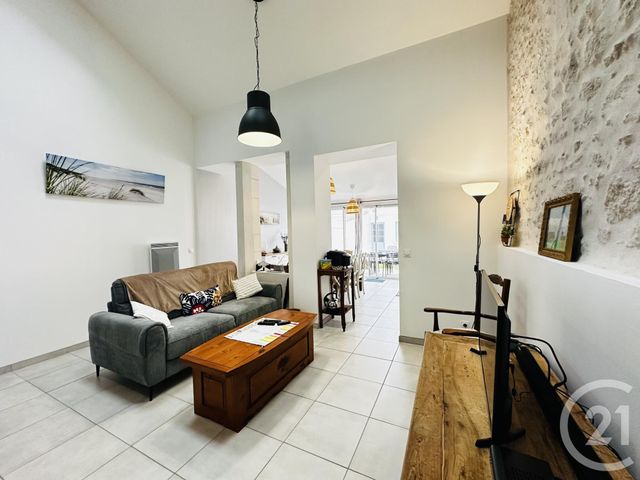 maison à louer - 3 pièces - 70.0 m2 - FOURAS - 17 - POITOU-CHARENTES - Century 21 Aunis Immo